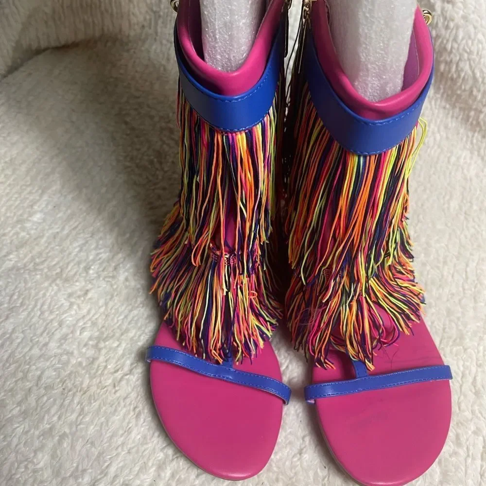 NWOT CAPE ROBBIN FRINGE FOLD OVER MULTI COLOR PADLOCK SANDALS SZ8.5